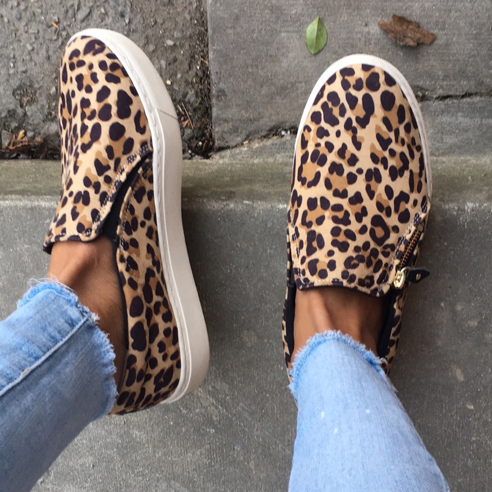 DR SCHOLLS SLIP ON